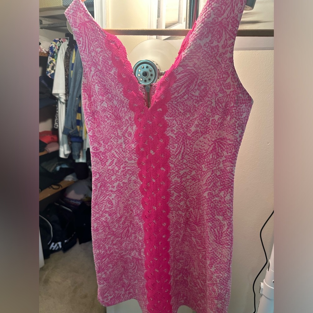 Super cute Lily Pulitzer dress